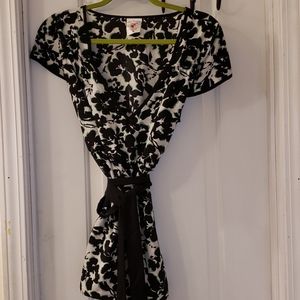 Two Hearts Maternity top belted